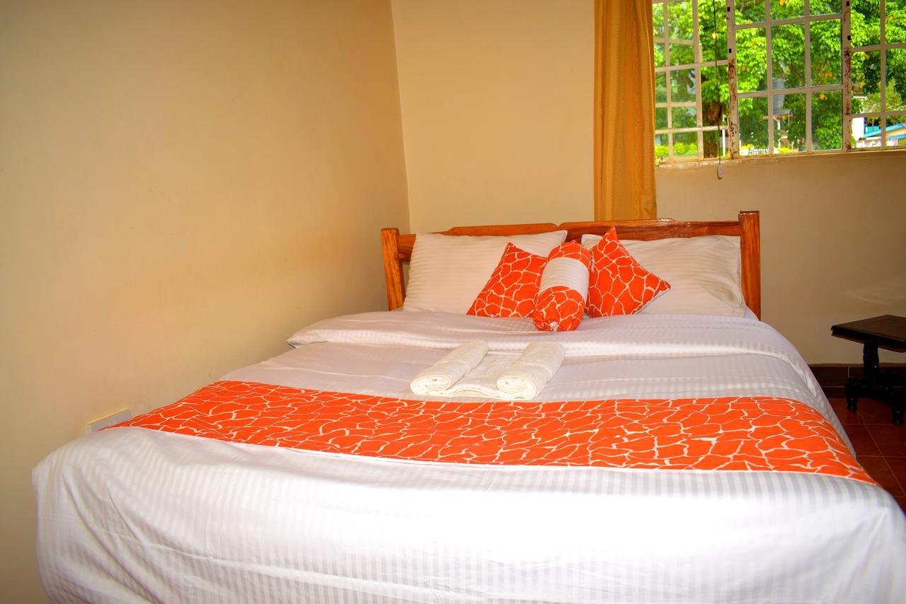 Sheywe Hotel Kakamega Exterior photo